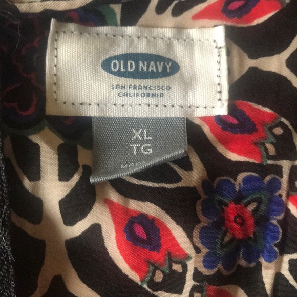 “OLD NAVY” Patterned Long Sleeved Dress . - Picture 8 of 13